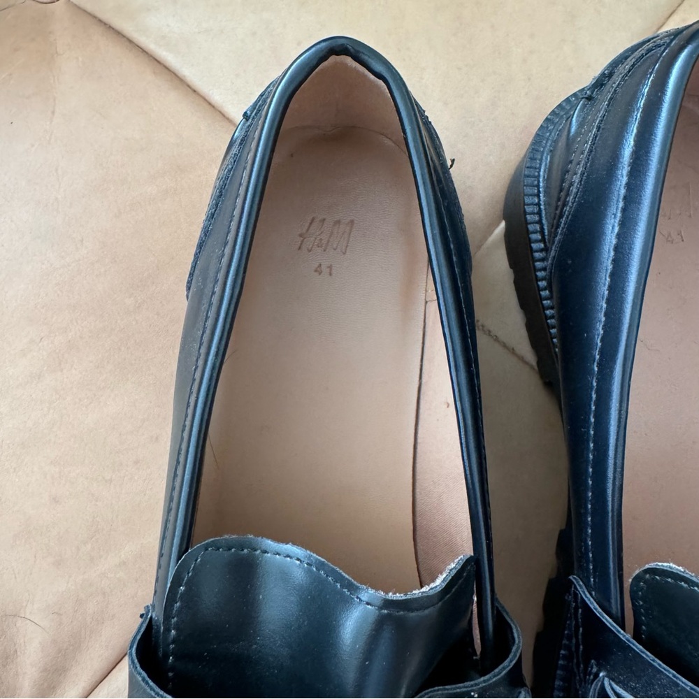 H&M Chunky Black Loafer with Horsebit Buckle Faux Leather - Picture 2 of 4